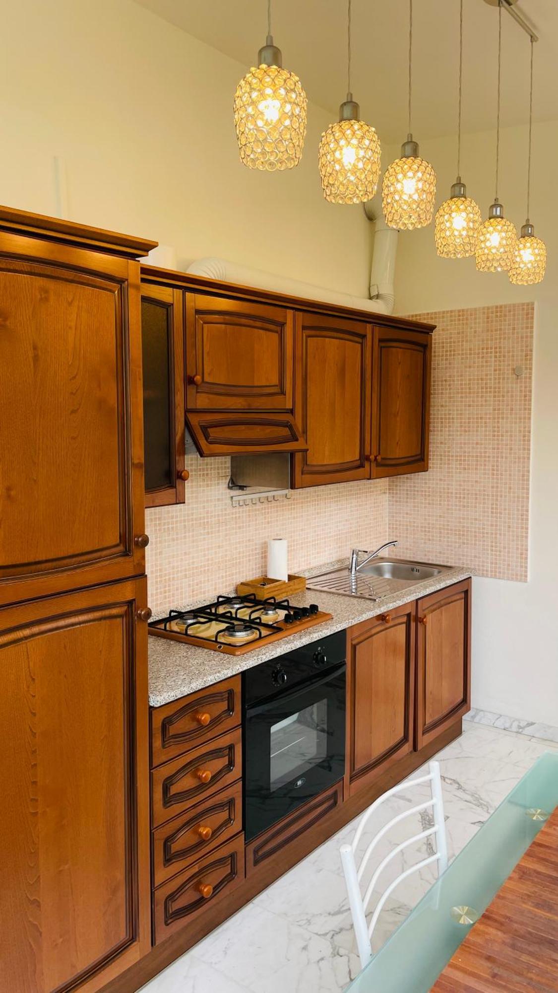 Charming Flat, Central And Close To Metro Милано Екстериор снимка